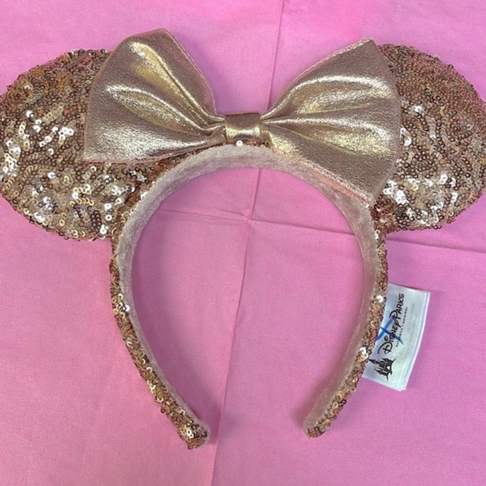 Disneyland Authentic Minnie Mouse Rose Gold  Ears Sequin Headband
